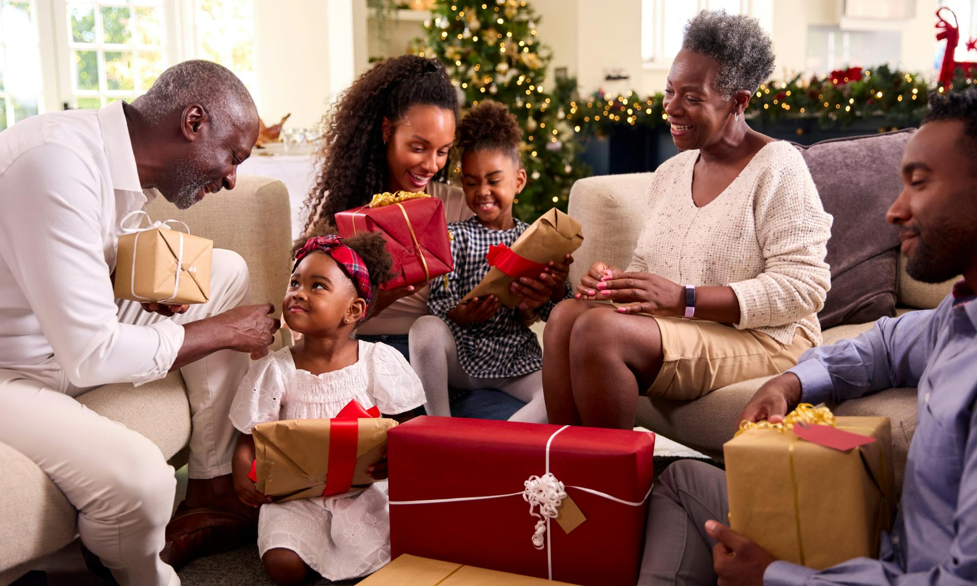 family opening presents