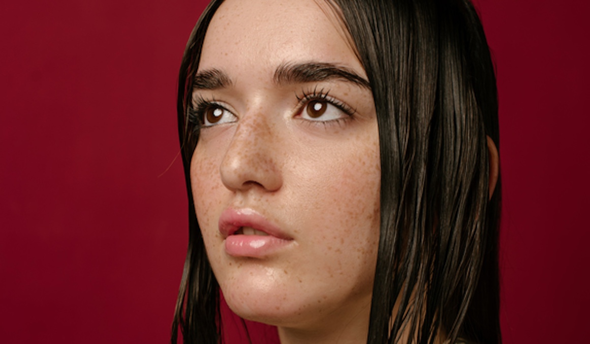 Featured image for Everything You Need To Know About Freckle Tattoos, According to Experts