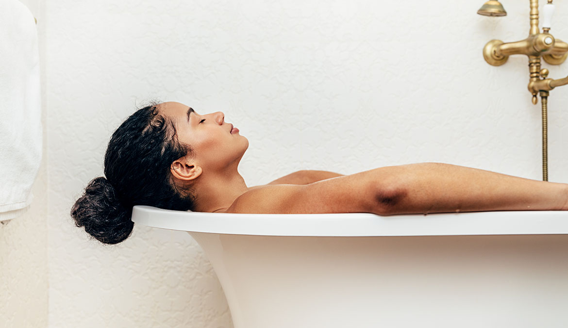 Featured image for 10 Best Bath Salts and How to Use Them Correctly