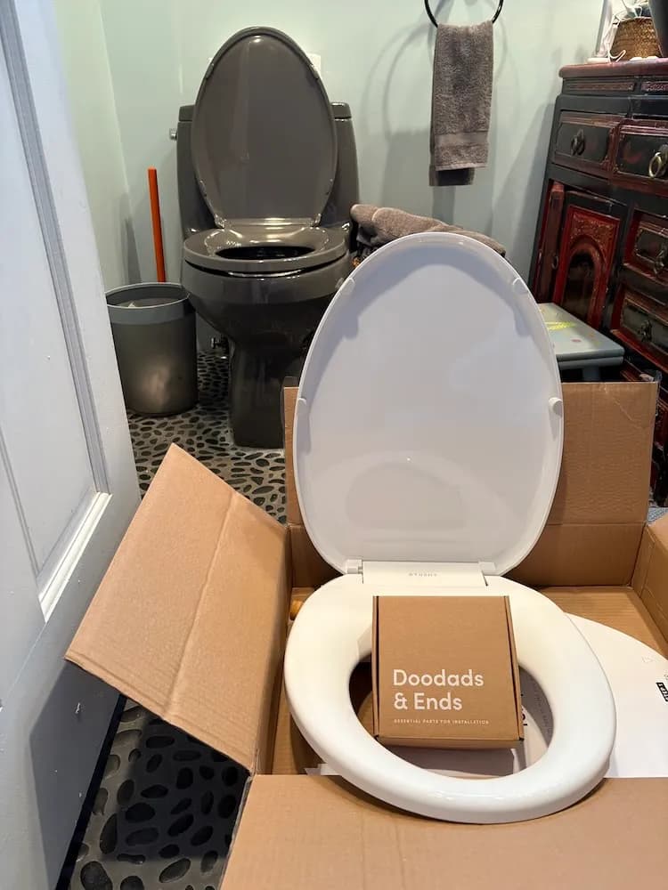 Tushy bidet seat unboxed