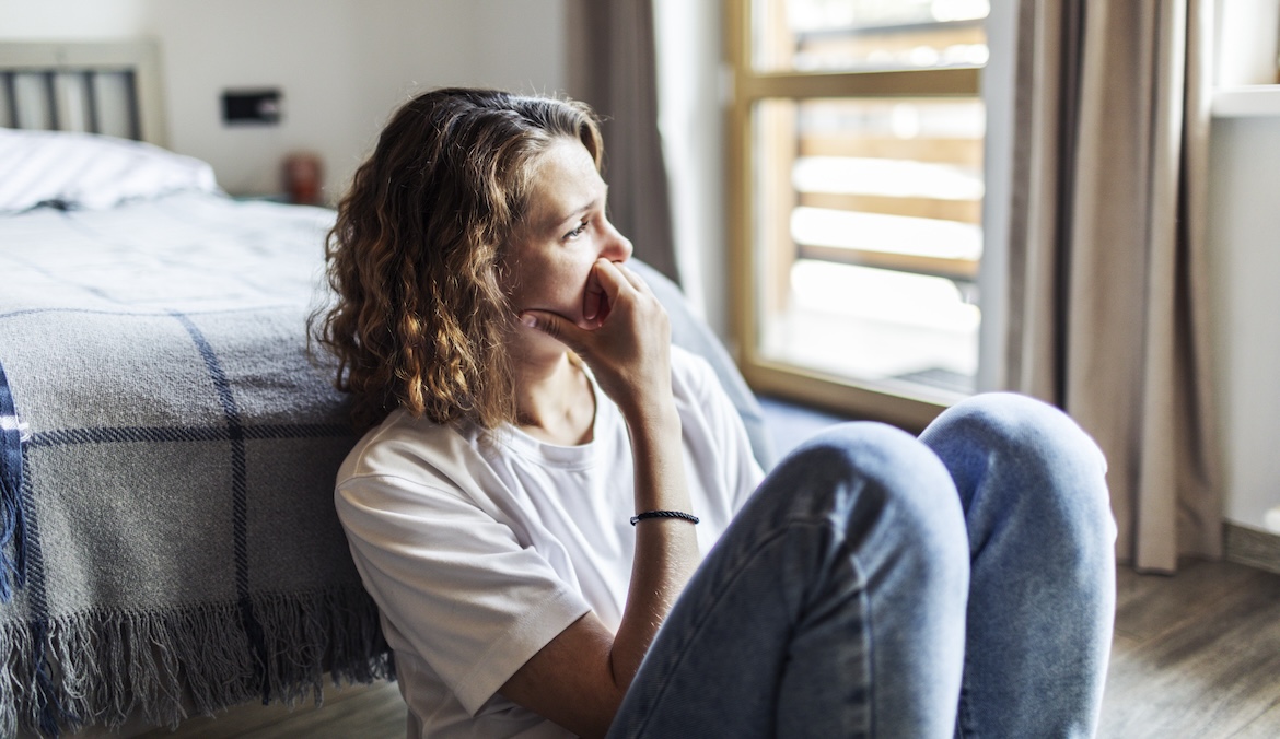 Featured image for Compartmentalizing Your Feelings To Get Through the Day Isn't Always a Bad Thing—Here's When It Can Get Unhealthy