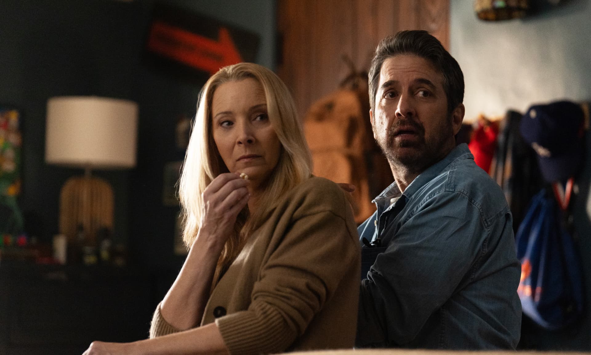 Ray Romano and Lisa Kudrow in No Good Deed