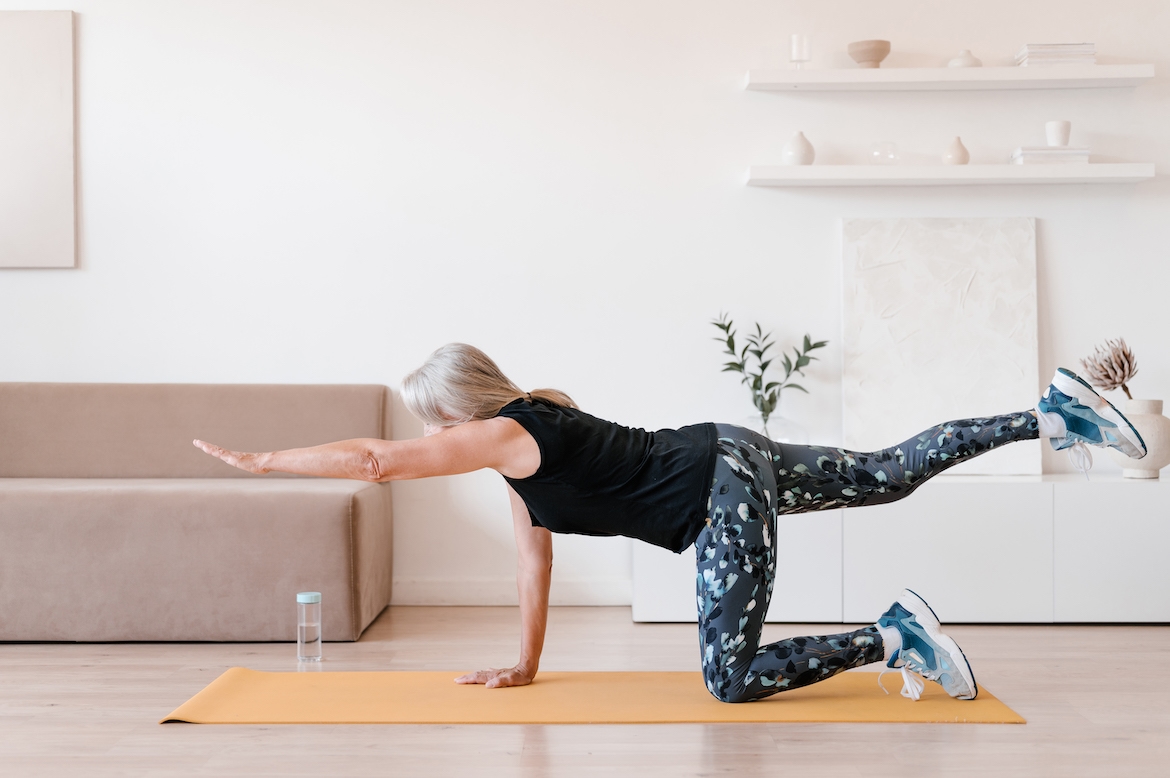 Featured image for 5 Signs You May Have a Weak Core—And What To Do About It