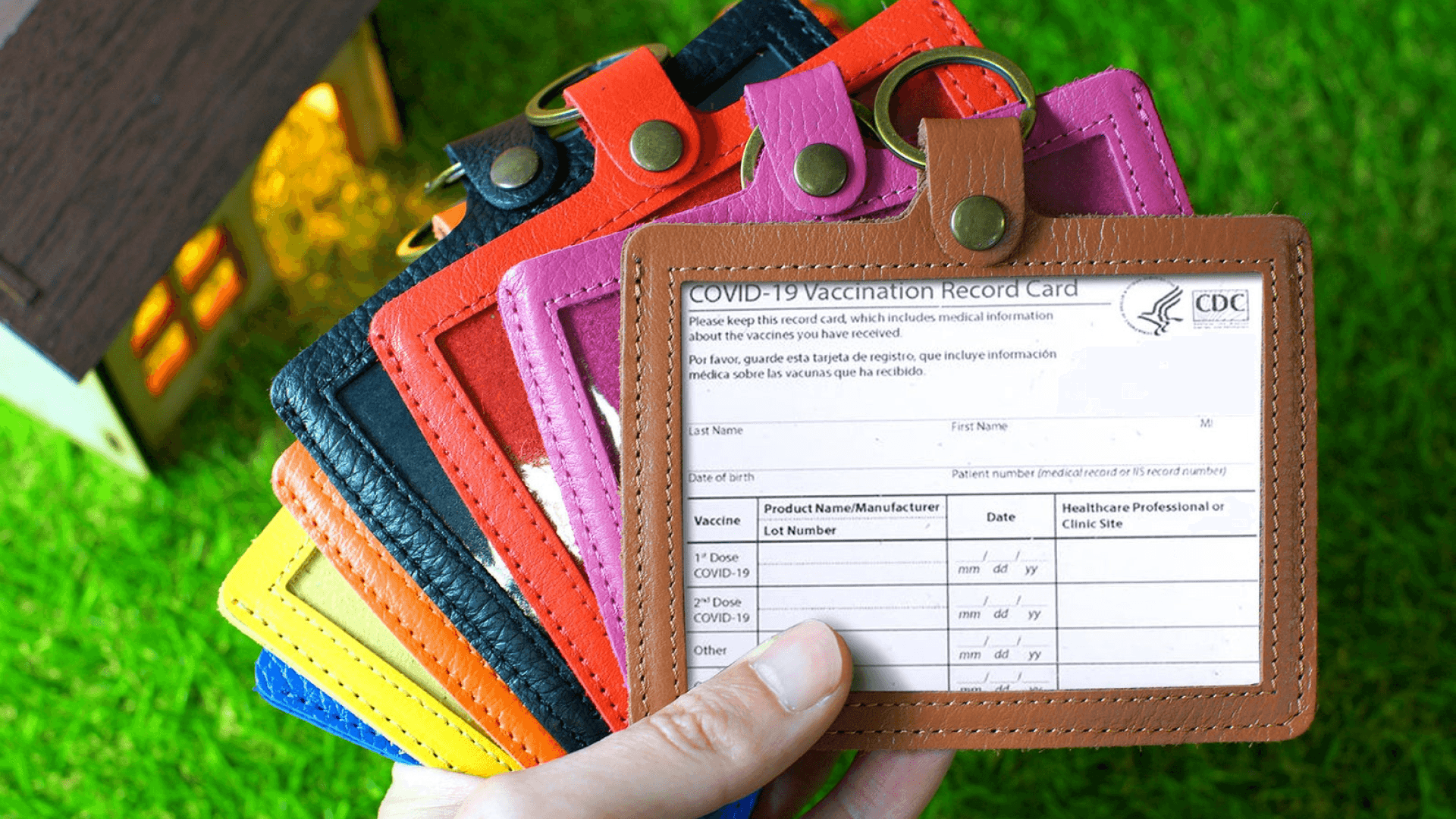 Leather keyring holder
